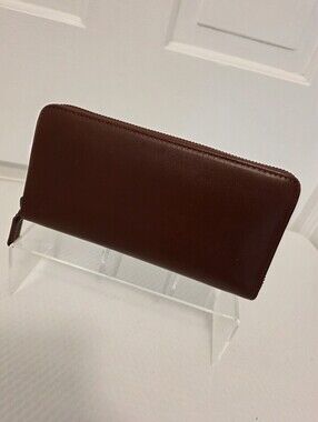 J.S. Design Classic Brown Zip-Around Leather Wallet